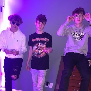 Meet your Posher, Pierce